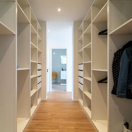 Grande Maison Design 10 Personnes 别墅 *
